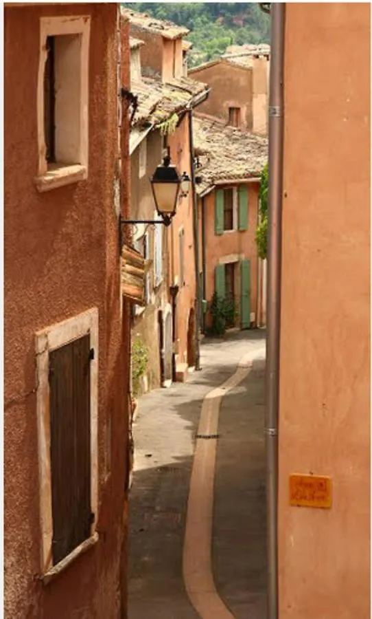 La Cachette Centre Village Roussillon en Isere Tatil Evi